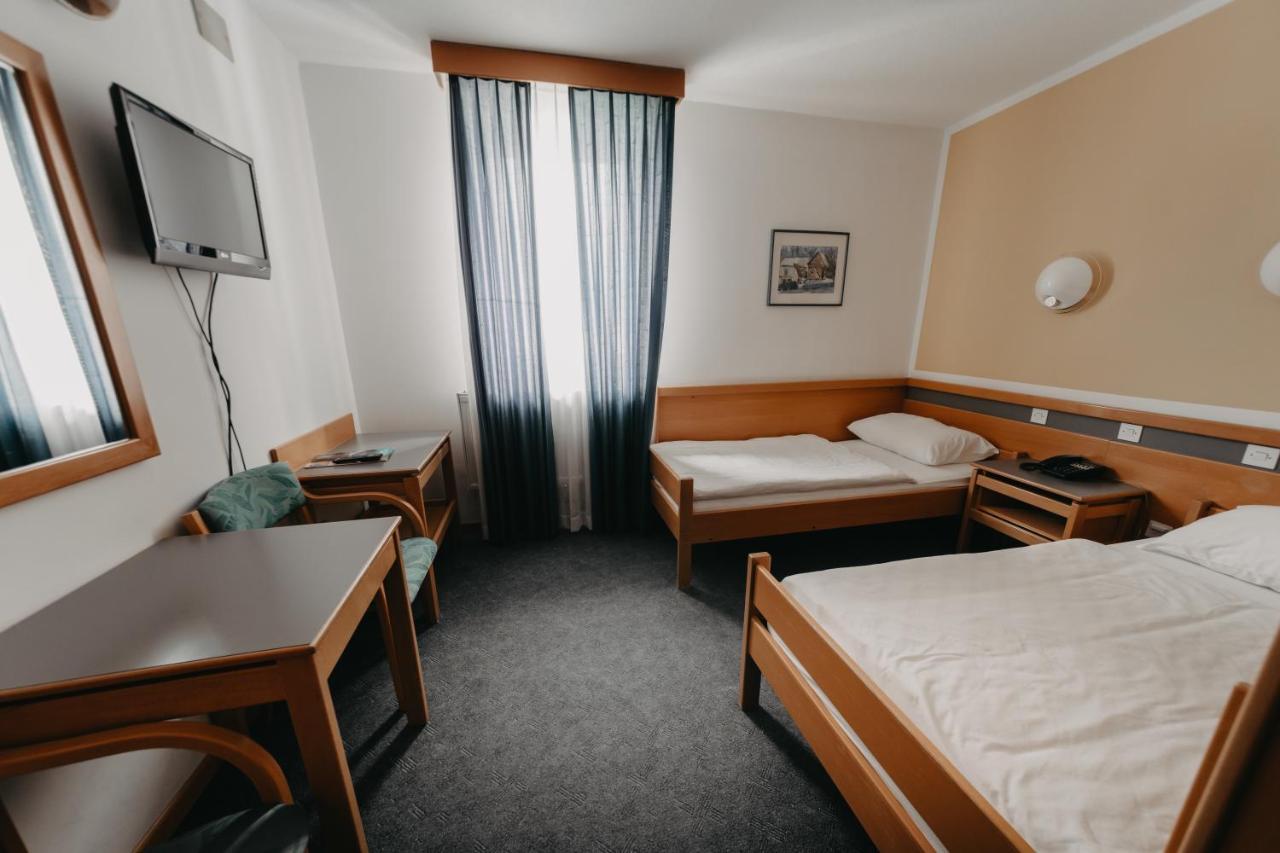 Hotel Alp Bovec Exteriör bild